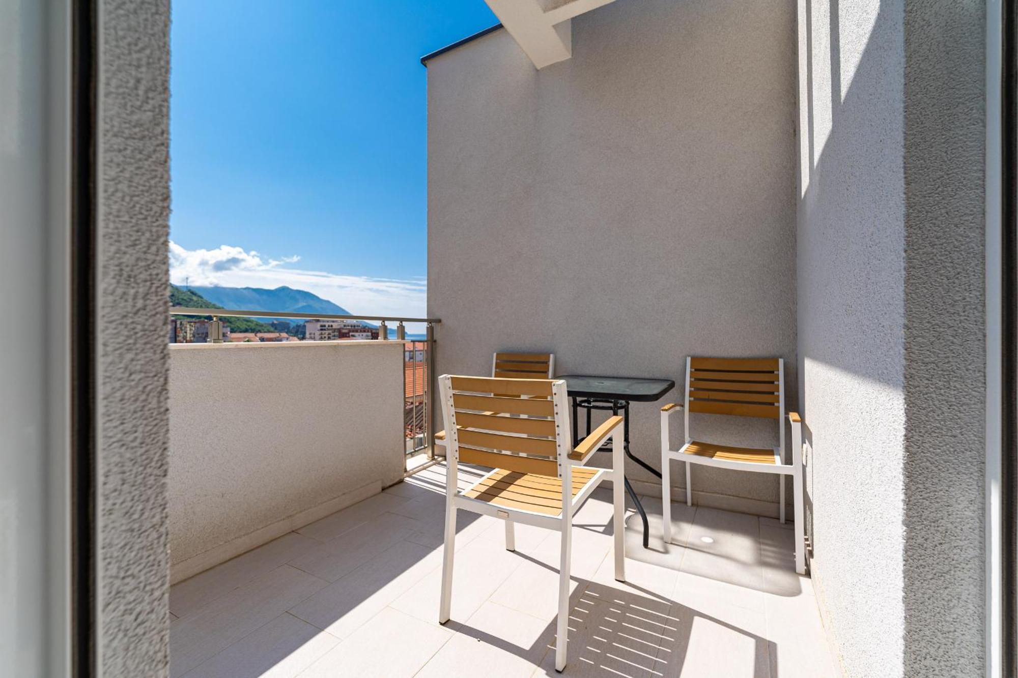 Marea Apartments Будва Экстерьер фото